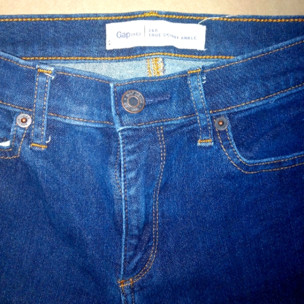 Gap skinny jeans